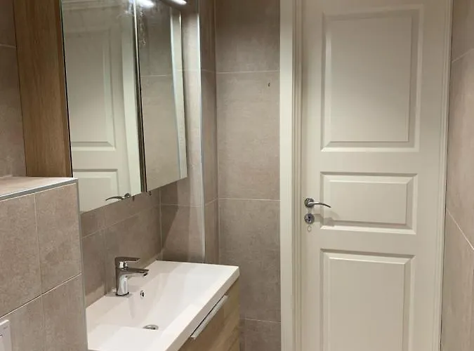 Apartment # 1 Mountain View With Free Street Parking Bergen